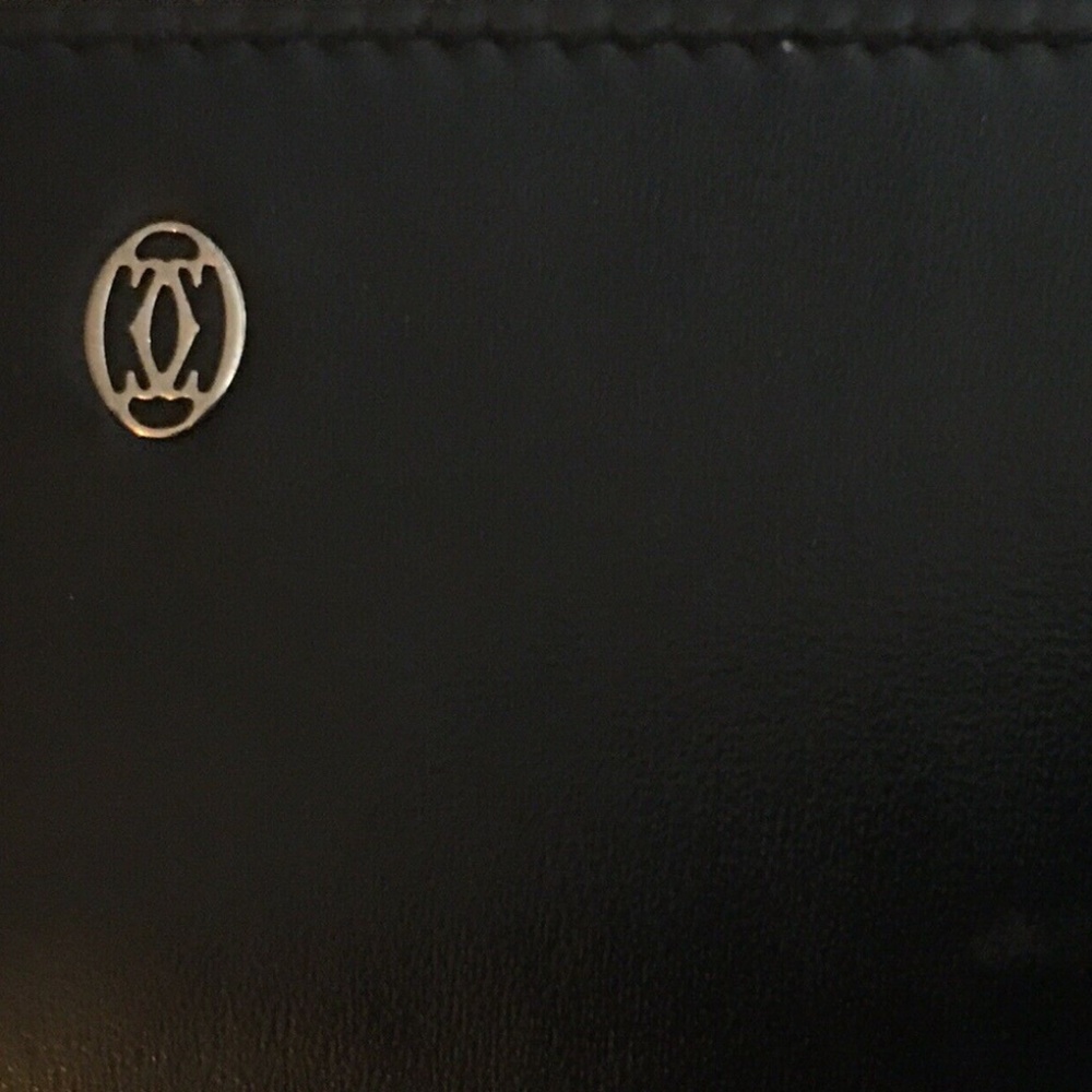 Cartier Paris 6 key Holder  Leather  100% AUTHENTIC